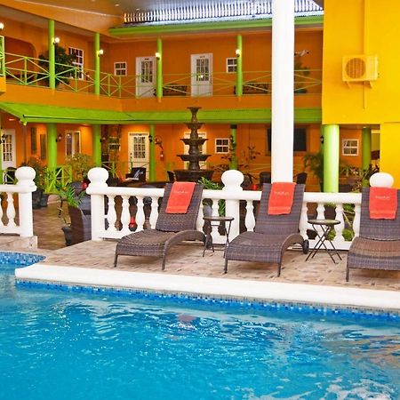 Beverly'S Oasis Suites Скарборо Экстерьер фото